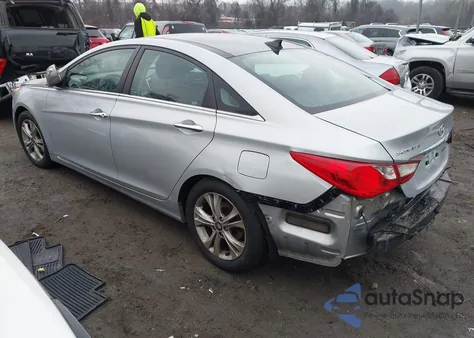 2013 Hyundai Sonata Limited z USA, uszkodzony, nr VIN 5NPEC4AC6DH604089